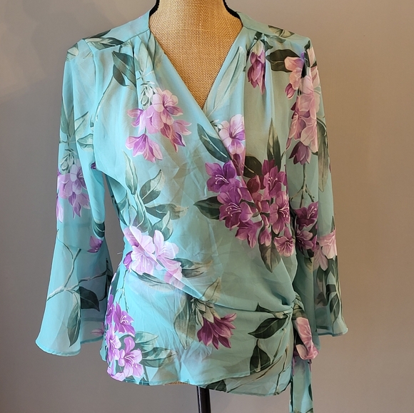 Sweet Pea By Stacy Frati Green/Pink Floral Polyester Chiffon Wrap Blouse Medium - Picture 1 of 11